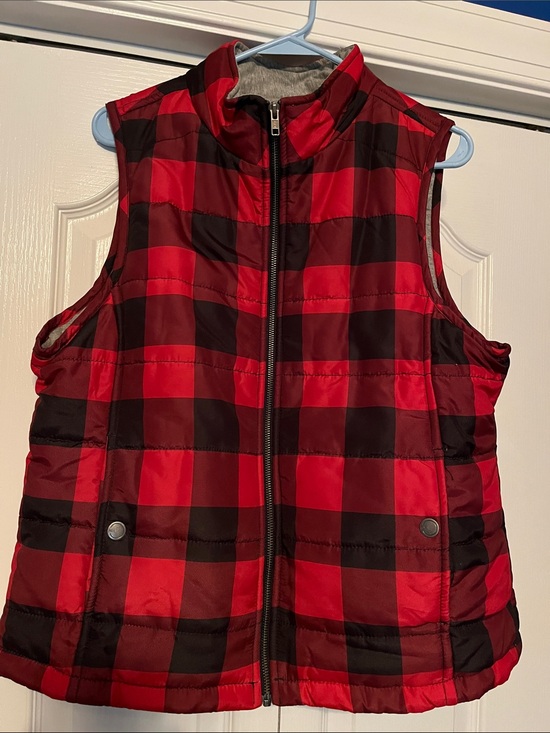 Natural Reflections Jackets & Blazers - Women’s size large Red Buffalo Plaid Puffer Vest